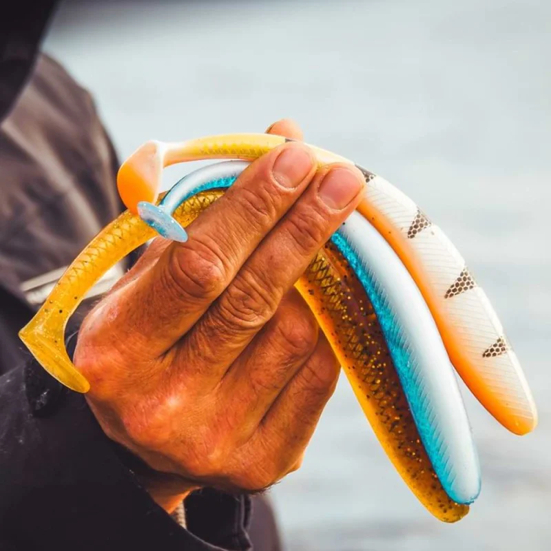 Силиконова примамка SAVAGE GEAR Monster Shad 18cm 33g 2pcs