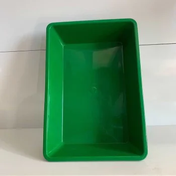 Леген SENSAS Rectangular Caster and Maggot Tray