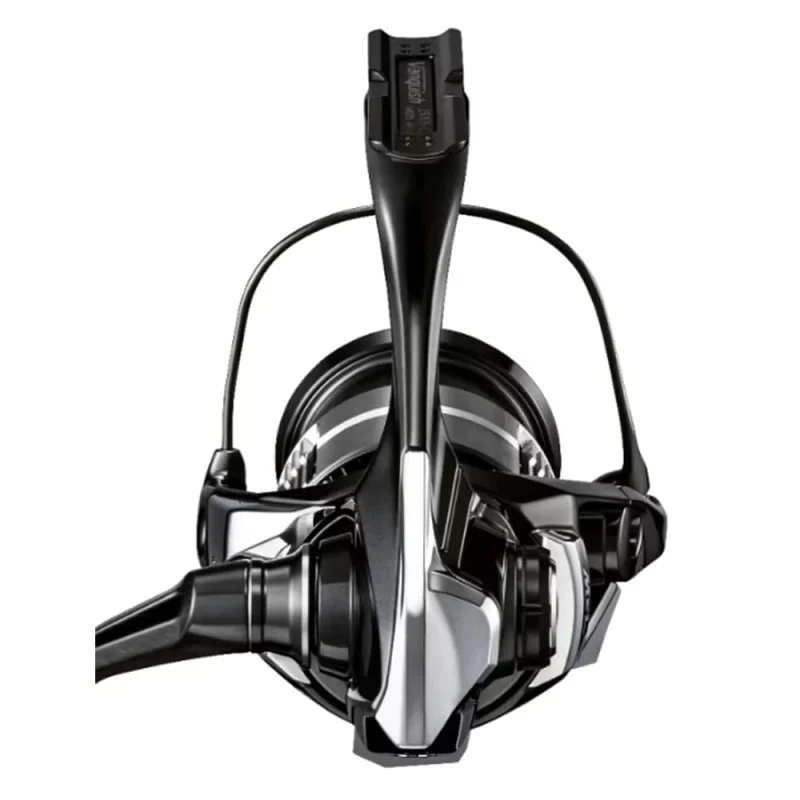Макара преден аванс SHIMANO Vanquish 4000 XG FC - 2023