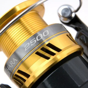 Макара Макара заден аванс SHIMANO Sahara 2500 R