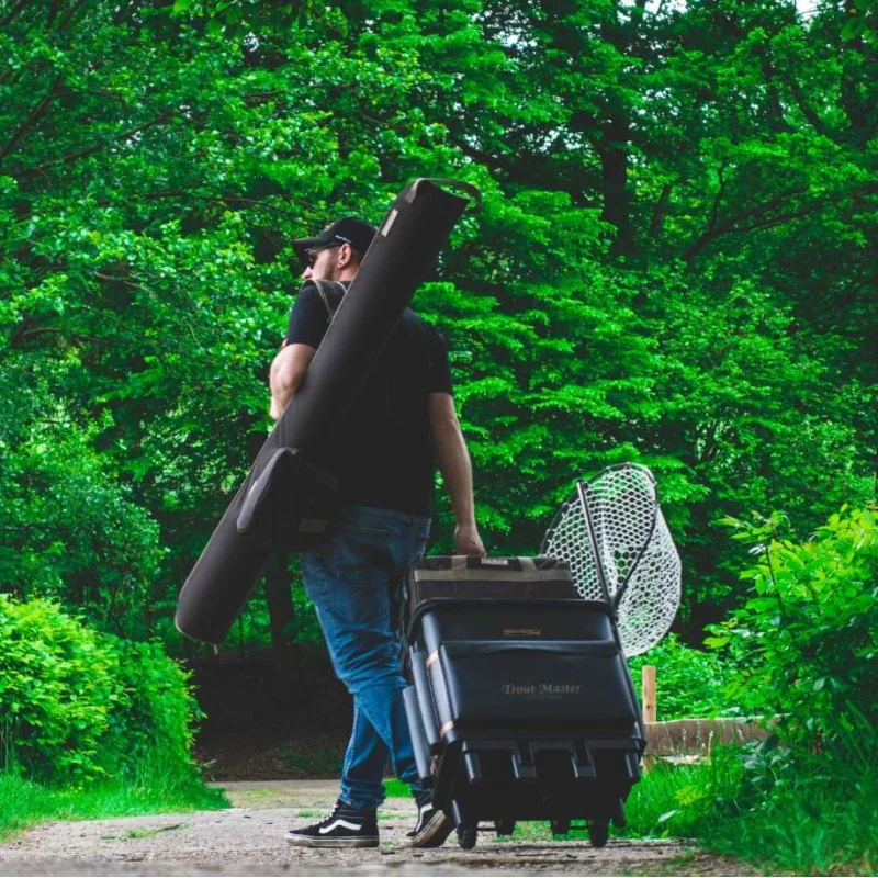 Куфар с колела TROUT MASTER Sit N Fish Caddy