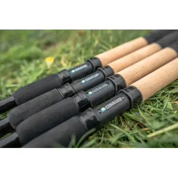 PRESTON Monster X 9ft Carp Feeder