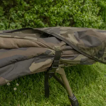 AVID CARP Ripstop Camo Bedchair Cover