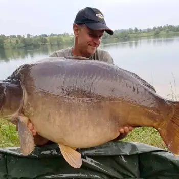 DYNAMITE BAITS Marine Halibut Boilies 1.8kg