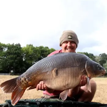 DYNAMITE BAITS Monster Tiger Nuts Red Amo Hard Hookbaits 20mm