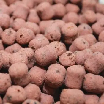 DYNAMITE BAITS Monster Tiger Nut Red-Amo Dumbells 14mm