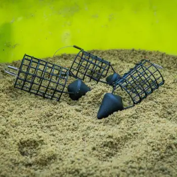 MATRIX Horizon Wire Cage Feeders Medium