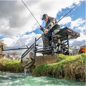 PRESTON ICS In-Line Banjo XR Feeder Medium