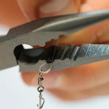 SPRO Splitring Pliers 15.5cm