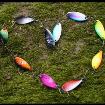 TROUT MASTER Incy Spin Spoon 2.5g