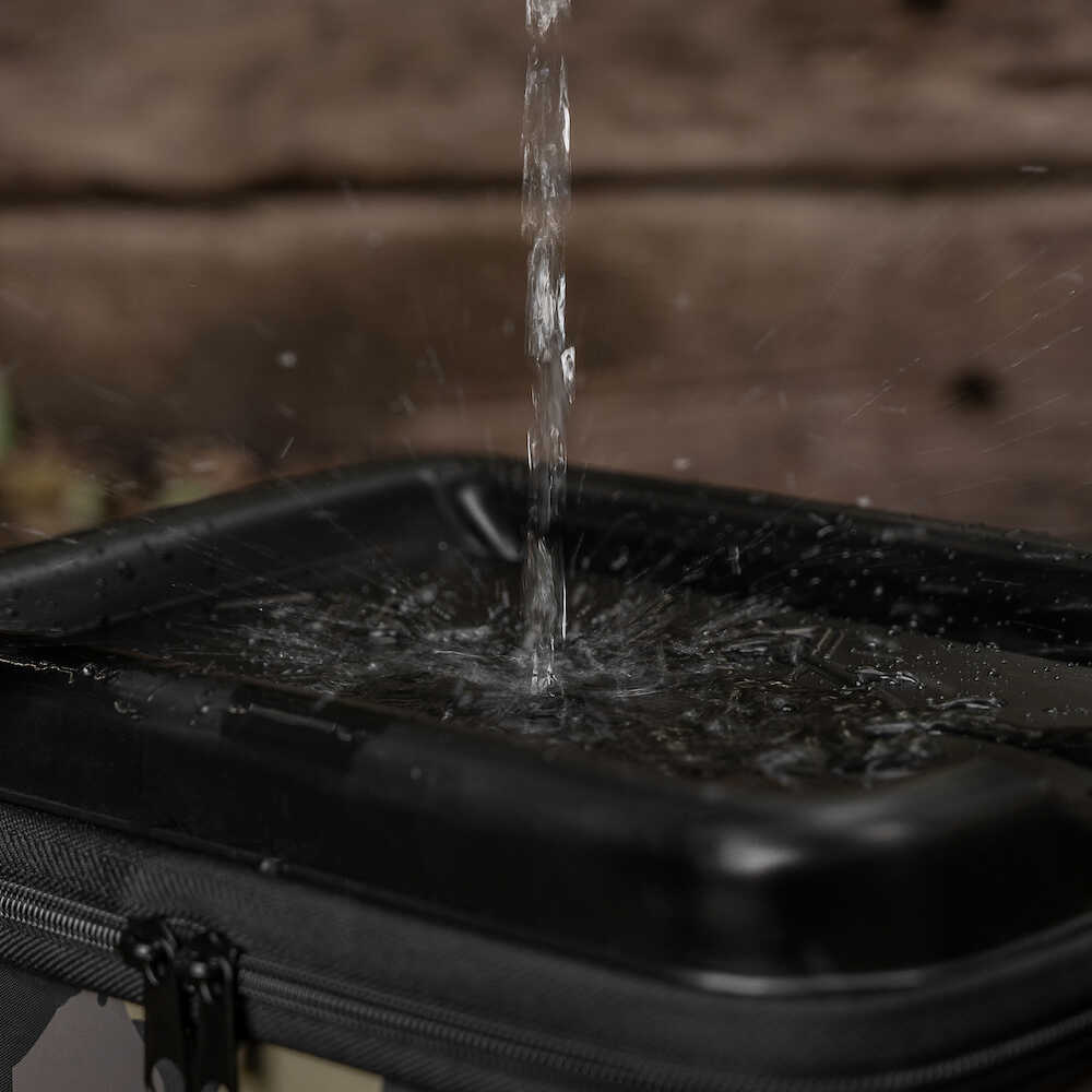 AVID CARP Stormshield Pro Techpack - XL