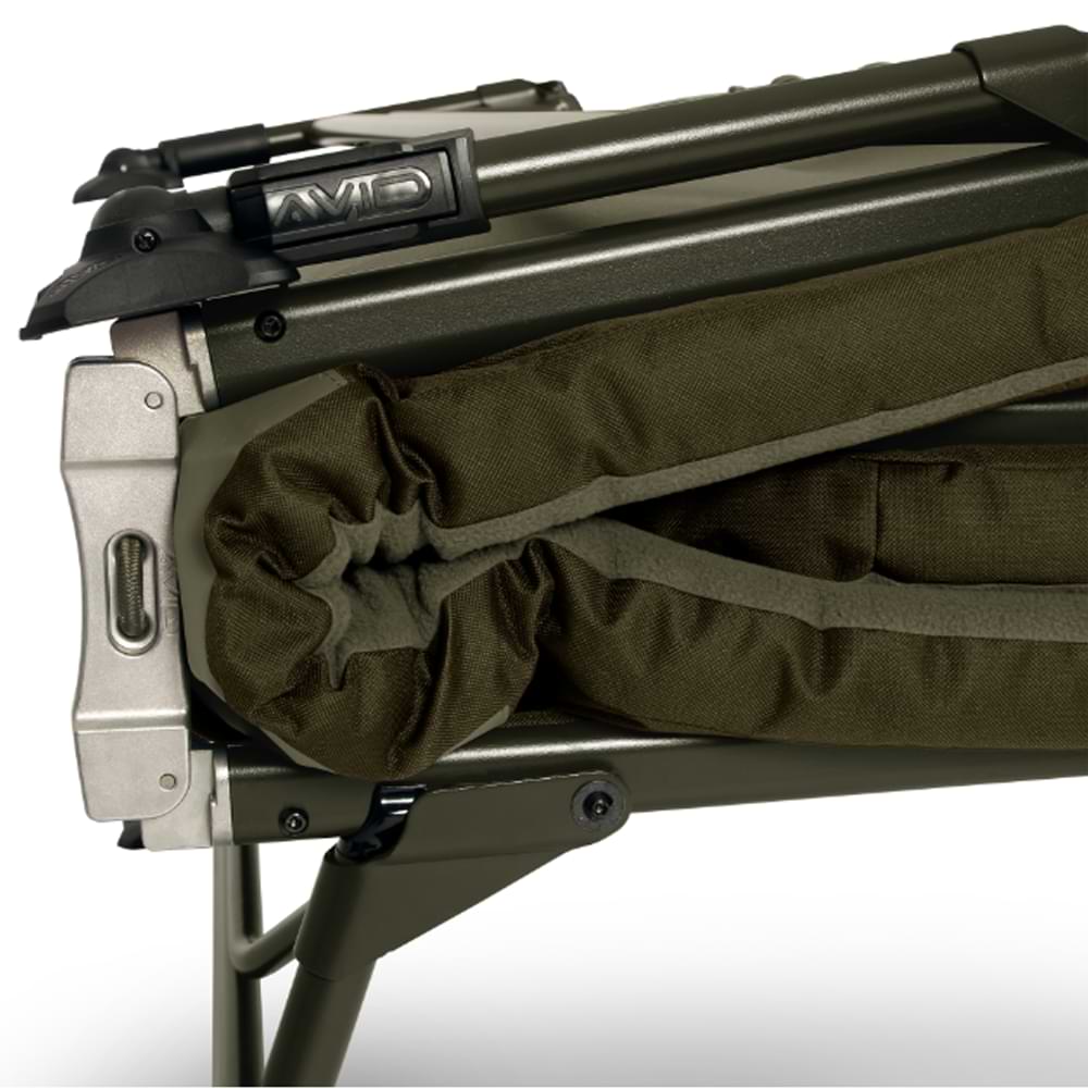 AVID CARP Benchmark Ultra X Bed