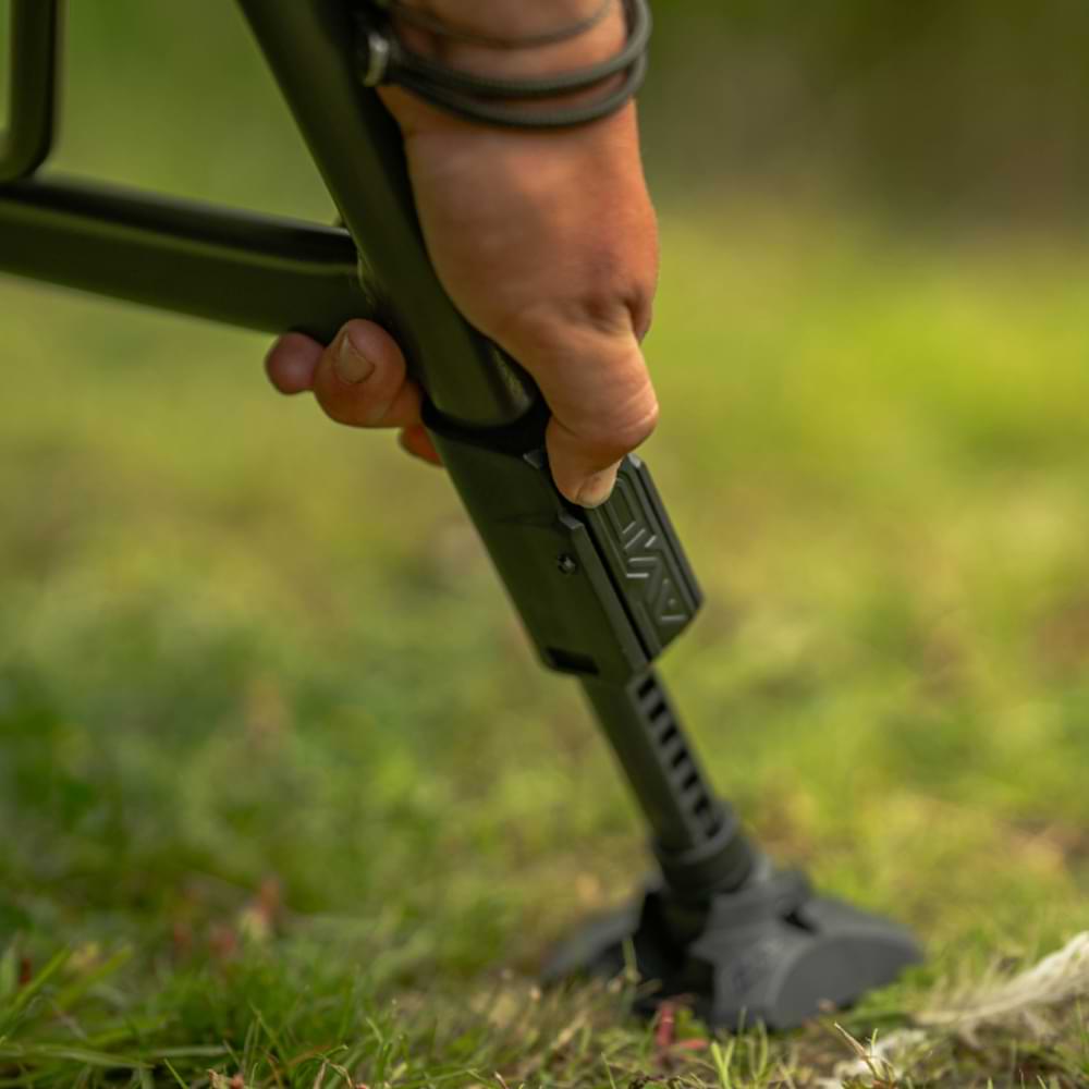 AVID CARP Benchmark Ultra X Bed