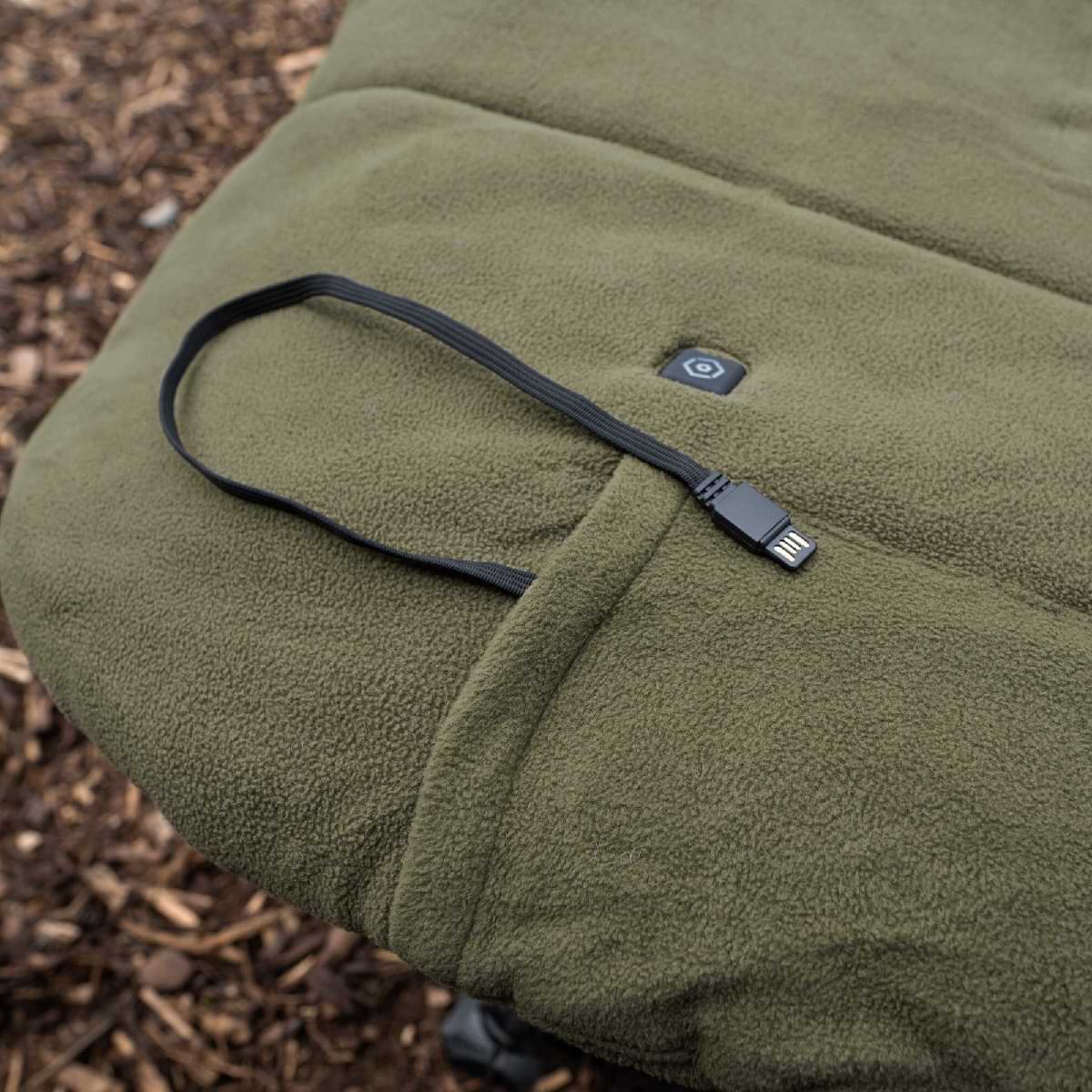 AVID CARP Benchmark ThermaTech Heated Sleeping Bags XL