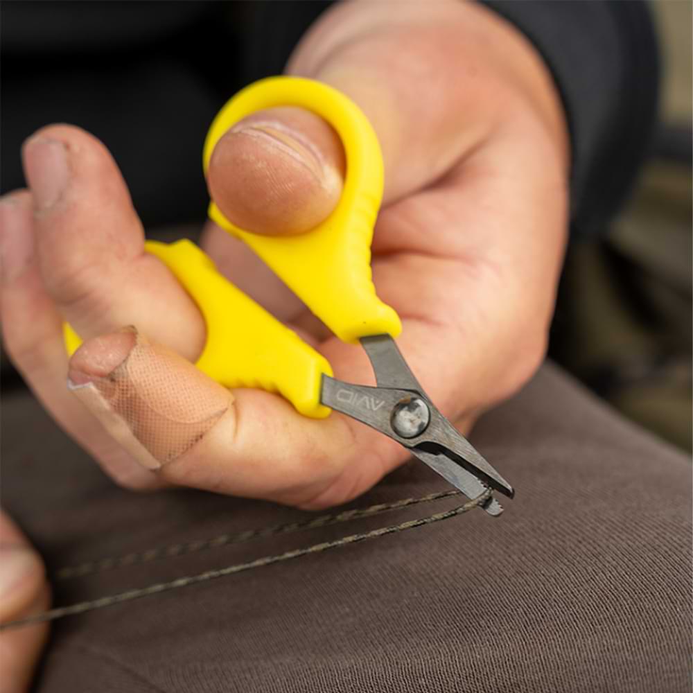 AVID CARP Re-Rig Compact Braid Scissors