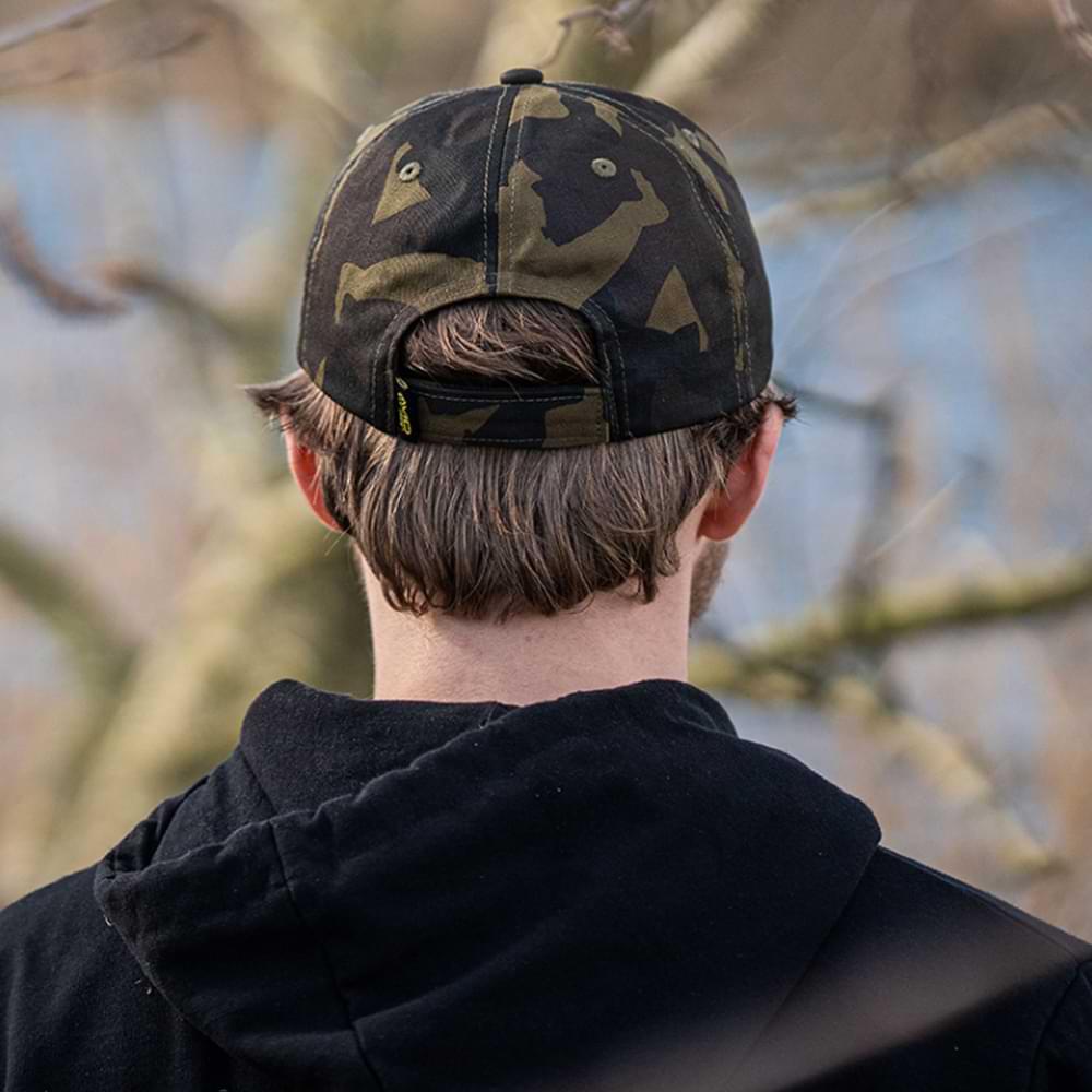 AVID CARP Distortion Camo Cap