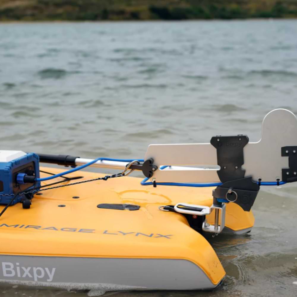 BIXPY Hobie Lynx Gudgeon with Universal Versa Rudder Adapter and Pole Steering