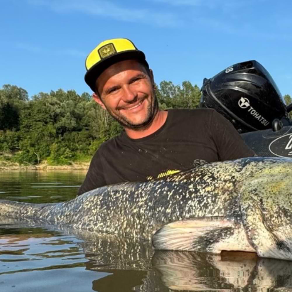 BLACK CAT Catfish Hunter Snapback I Black