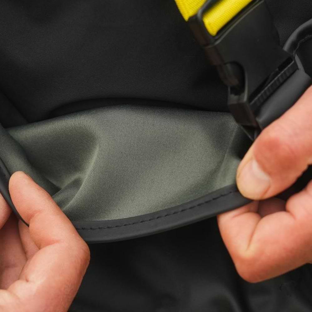 BLACK CAT Booted Waders