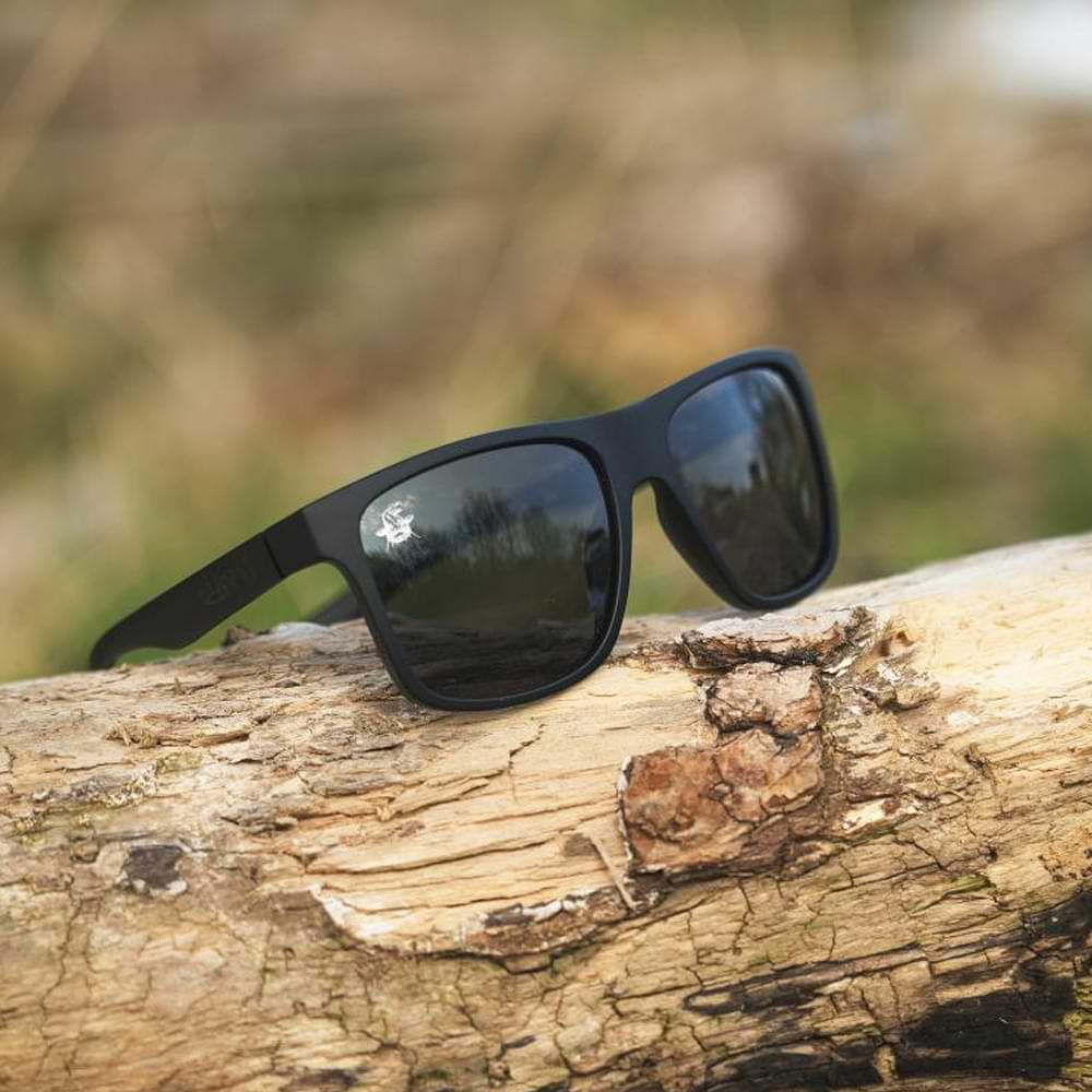 BLACK CAT Sunglasses Polarised Rebel
