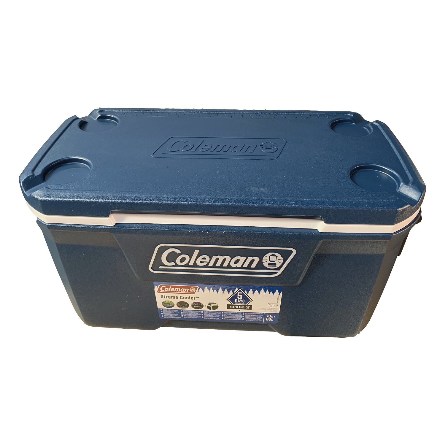 COLEMAN XTREME 70 QT Chest Space