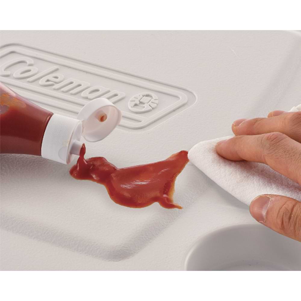 COLEMAN XTREME Marine 28 Quarts 26 L - White 