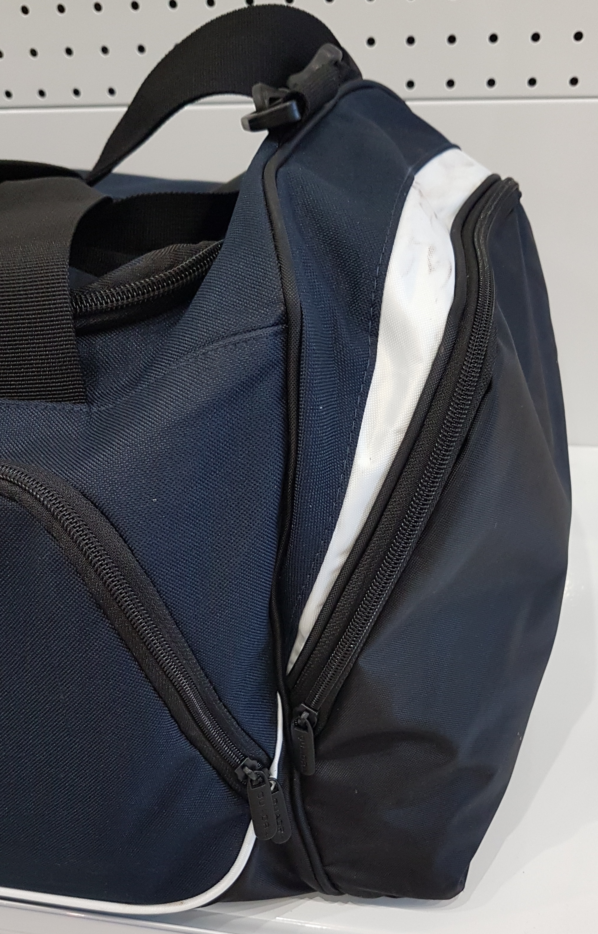 CHAMPION FEED Carryall 55L