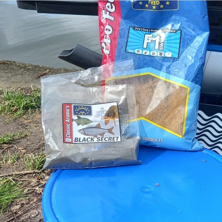 CHAMPION FEED Black Secret 250g