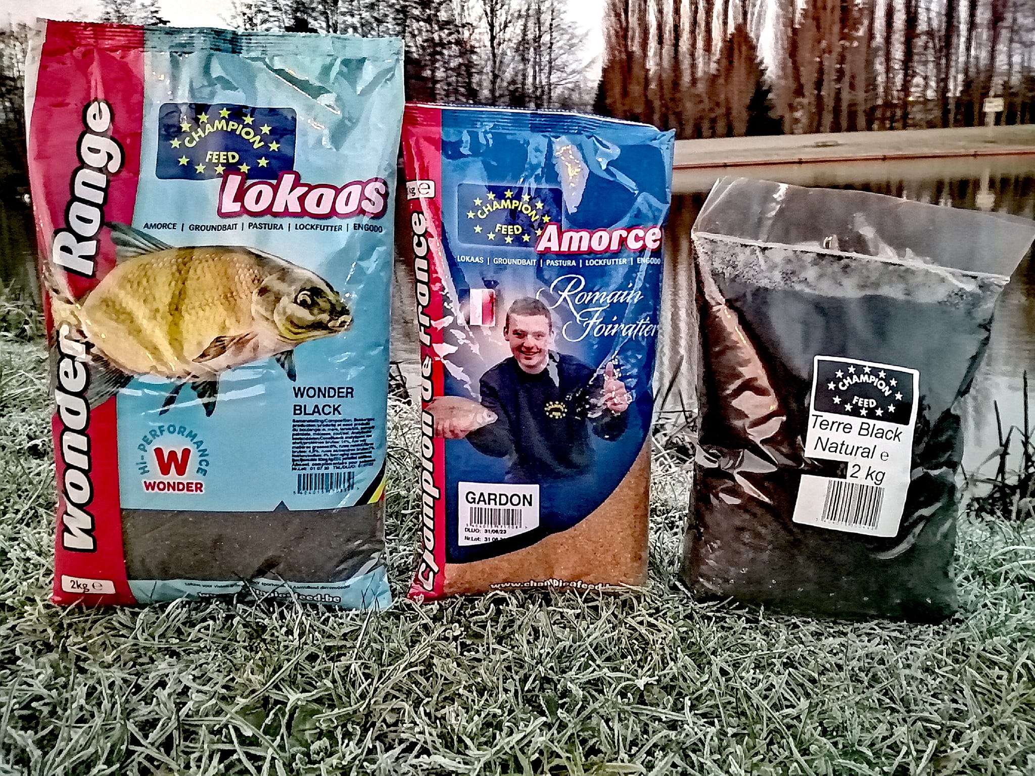 CHAMPION FEED Terre Black Natural 2kg