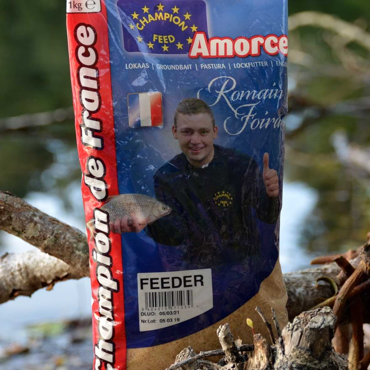 CHAMPION FEED CDF Feeder 1kg