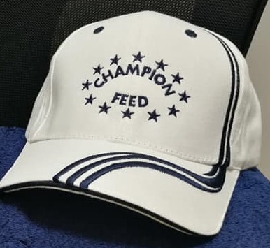 CHAMPION FEED Luxe White Cap Blue Bord