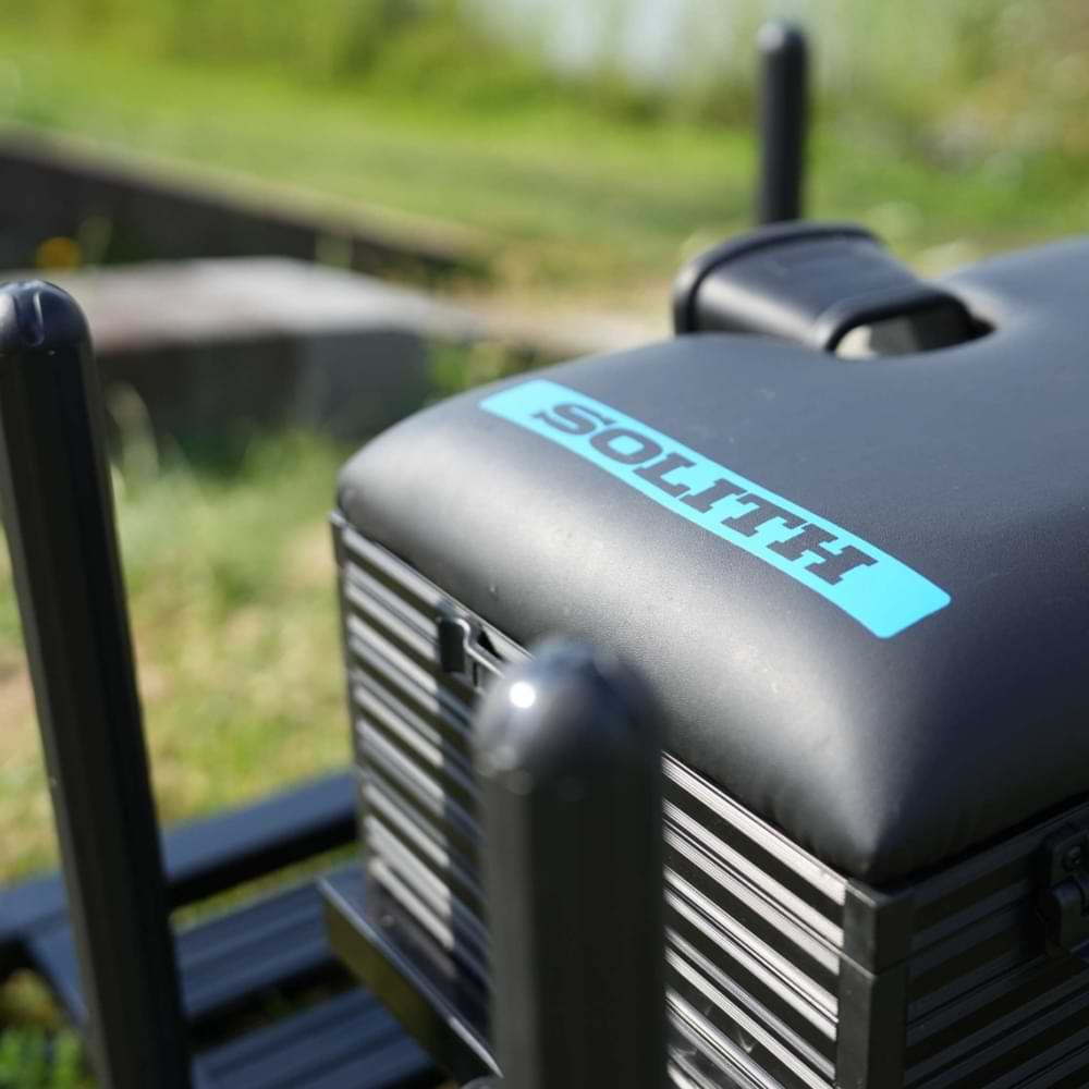 CRESTA Solith C400 6.36 Seatbox Black