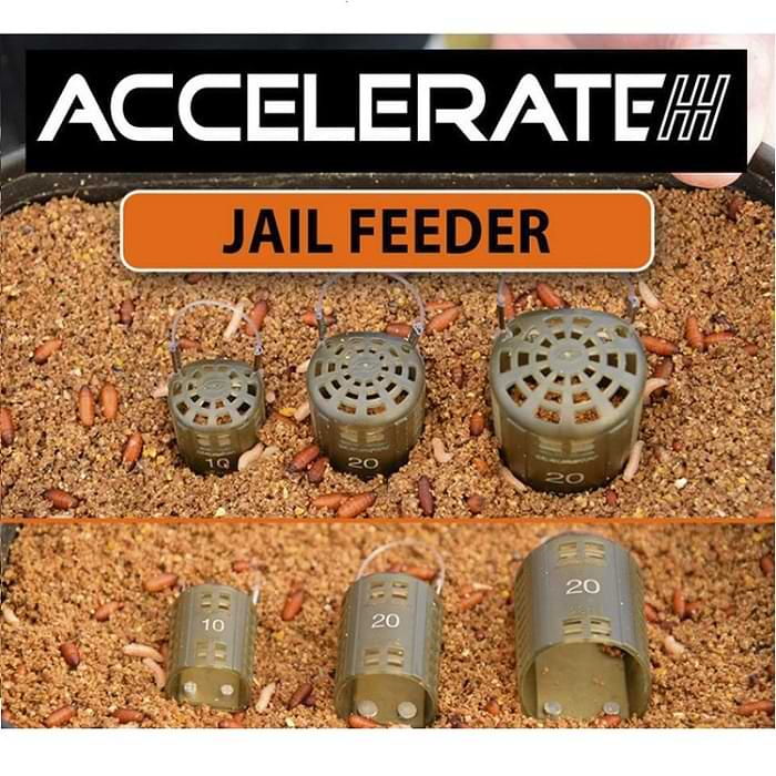 CRESTA Accelerate Jail Feeder Medium
