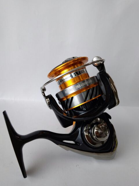 DAIWA 19 Revros LT 4000 CXH