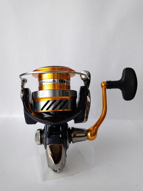 DAIWA 19 Revros LT 4000 CXH