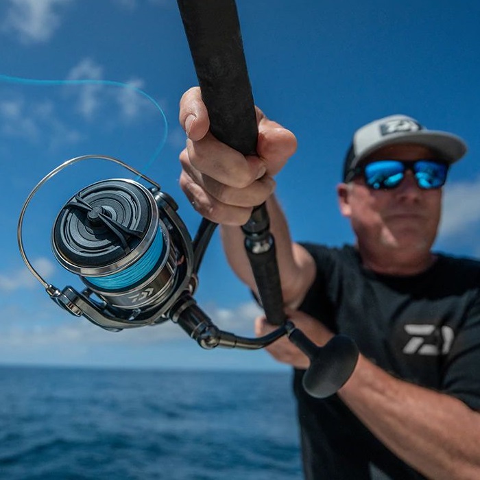 DAIWA 20 BG MQ 5000D-H