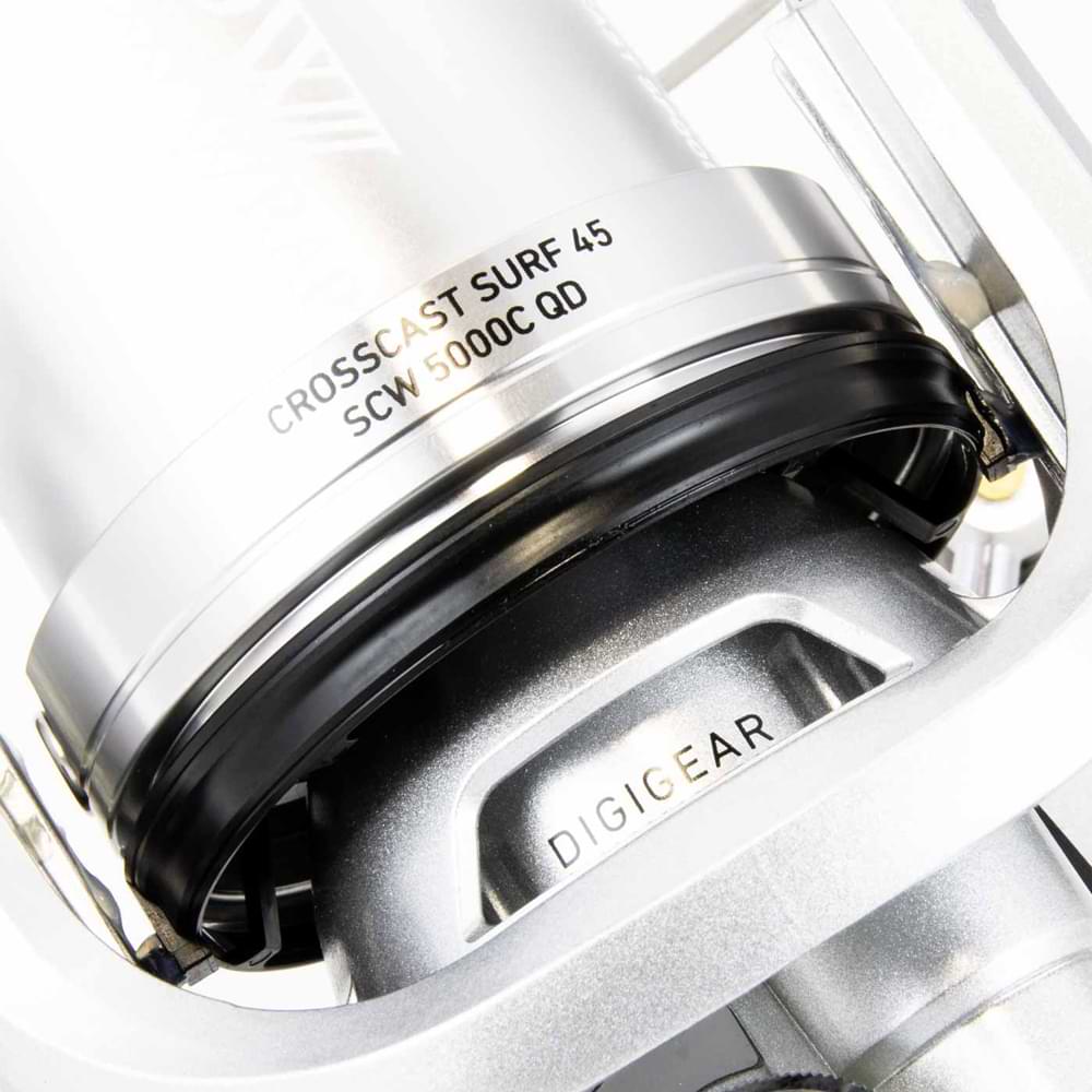 DAIWA 20 Crosscast Surf 45SCW 5000 C QD