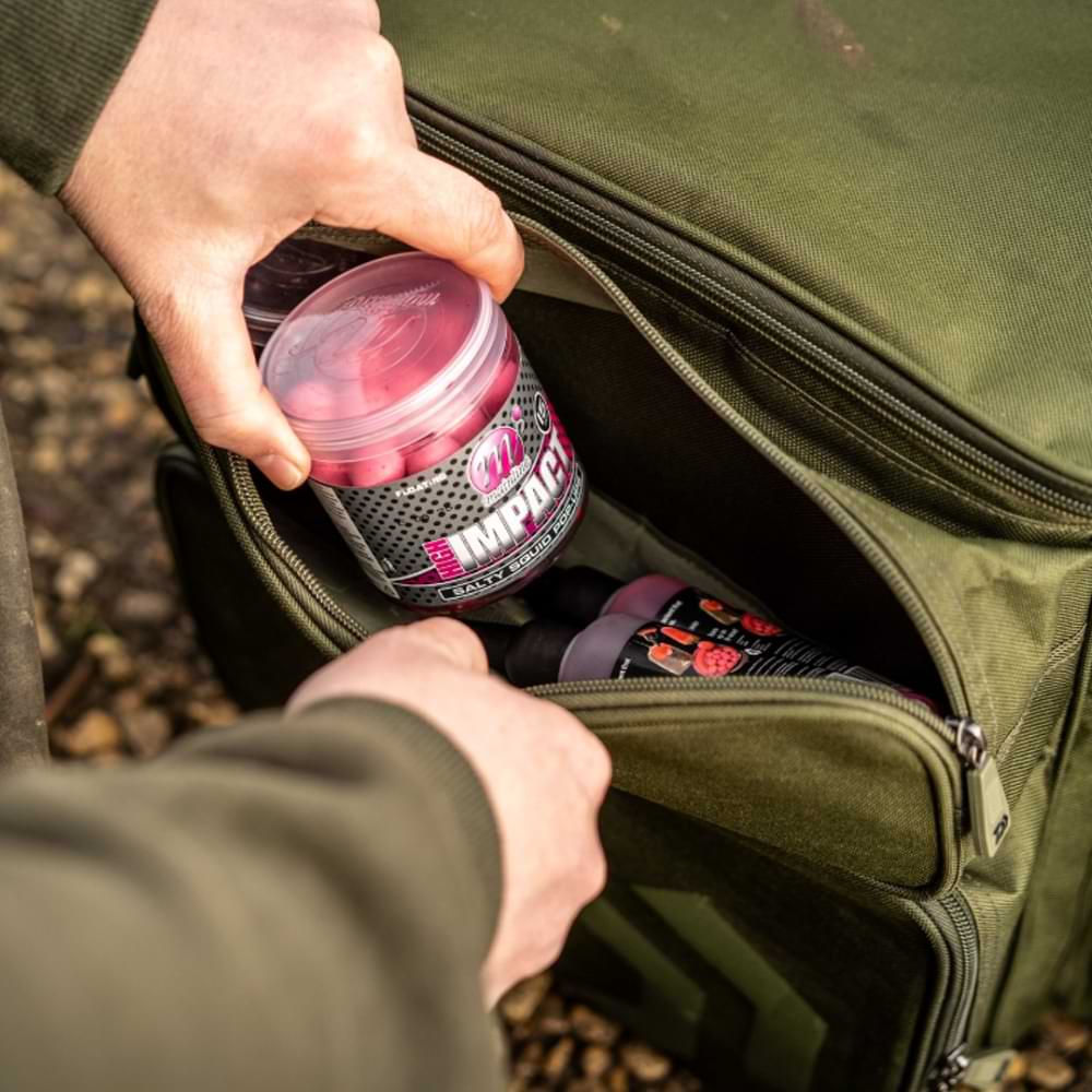 DAIWA Black Widow Compact Rucksack