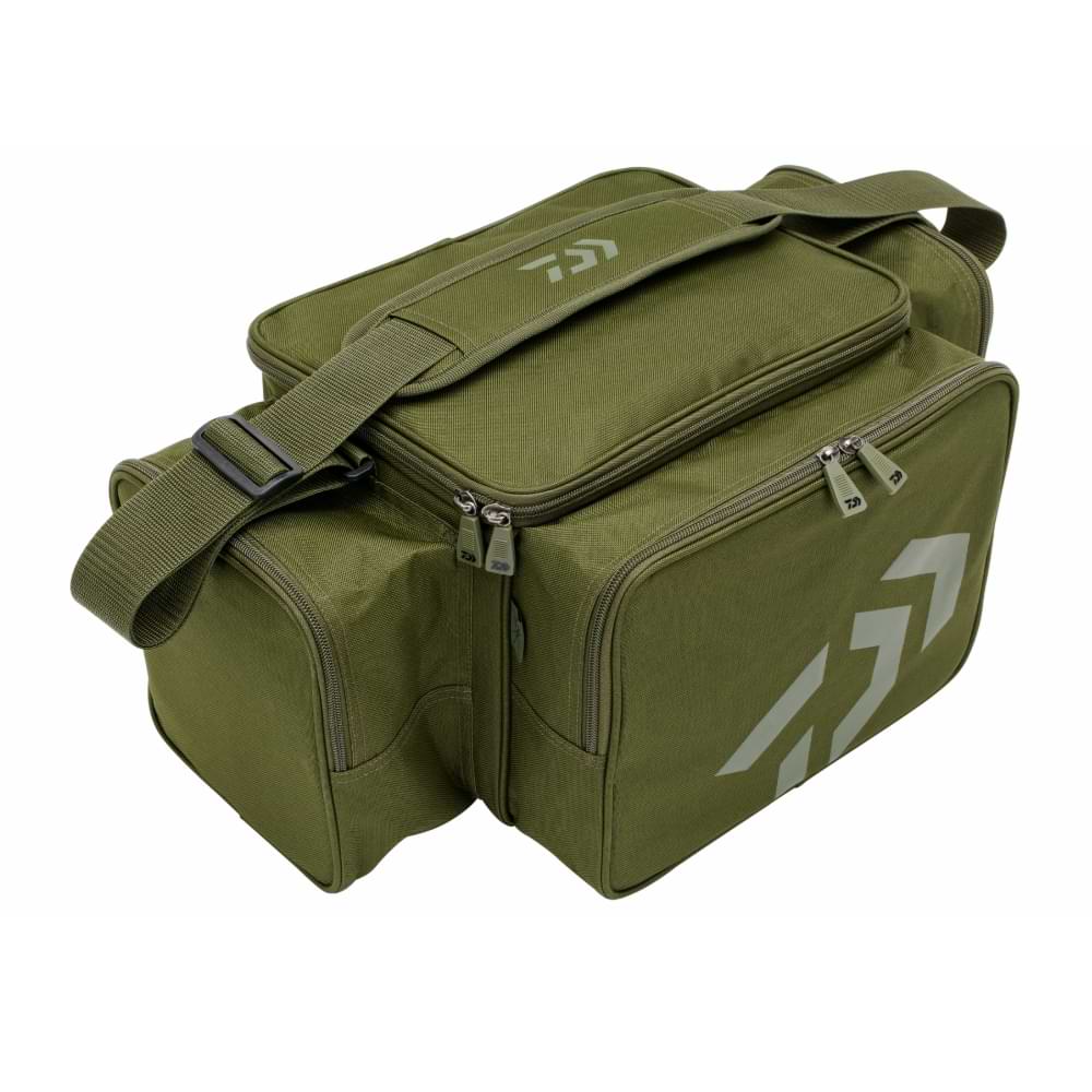 DAIWA Black Widow Compact Tackle Bag