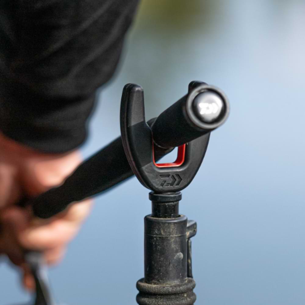 DАІWА N'Zоn Super Slim Power Carp Fееdеr 13ft 3.96m 240g