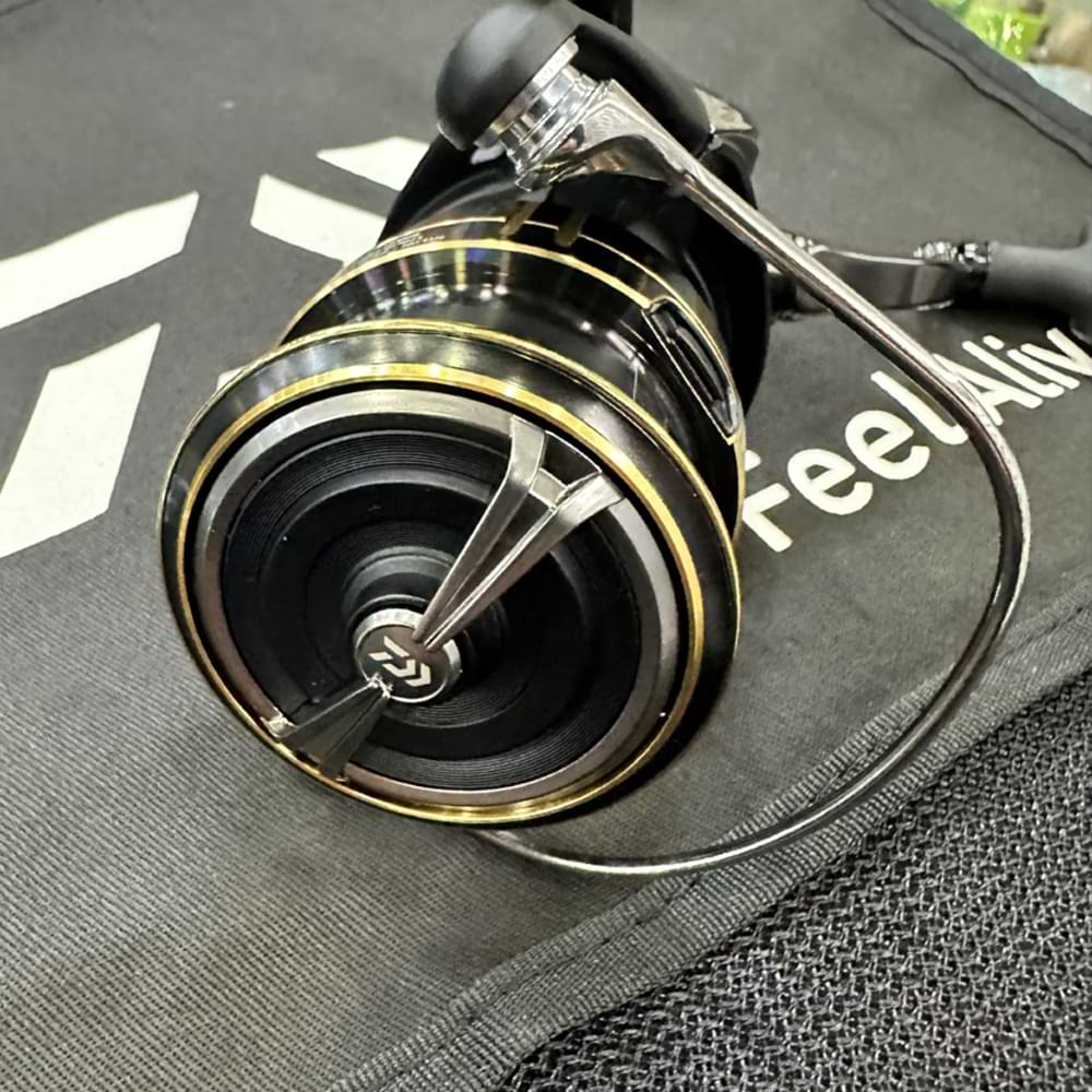 DAIWA 25 Tournament Match JP LTD LT 3000S-C