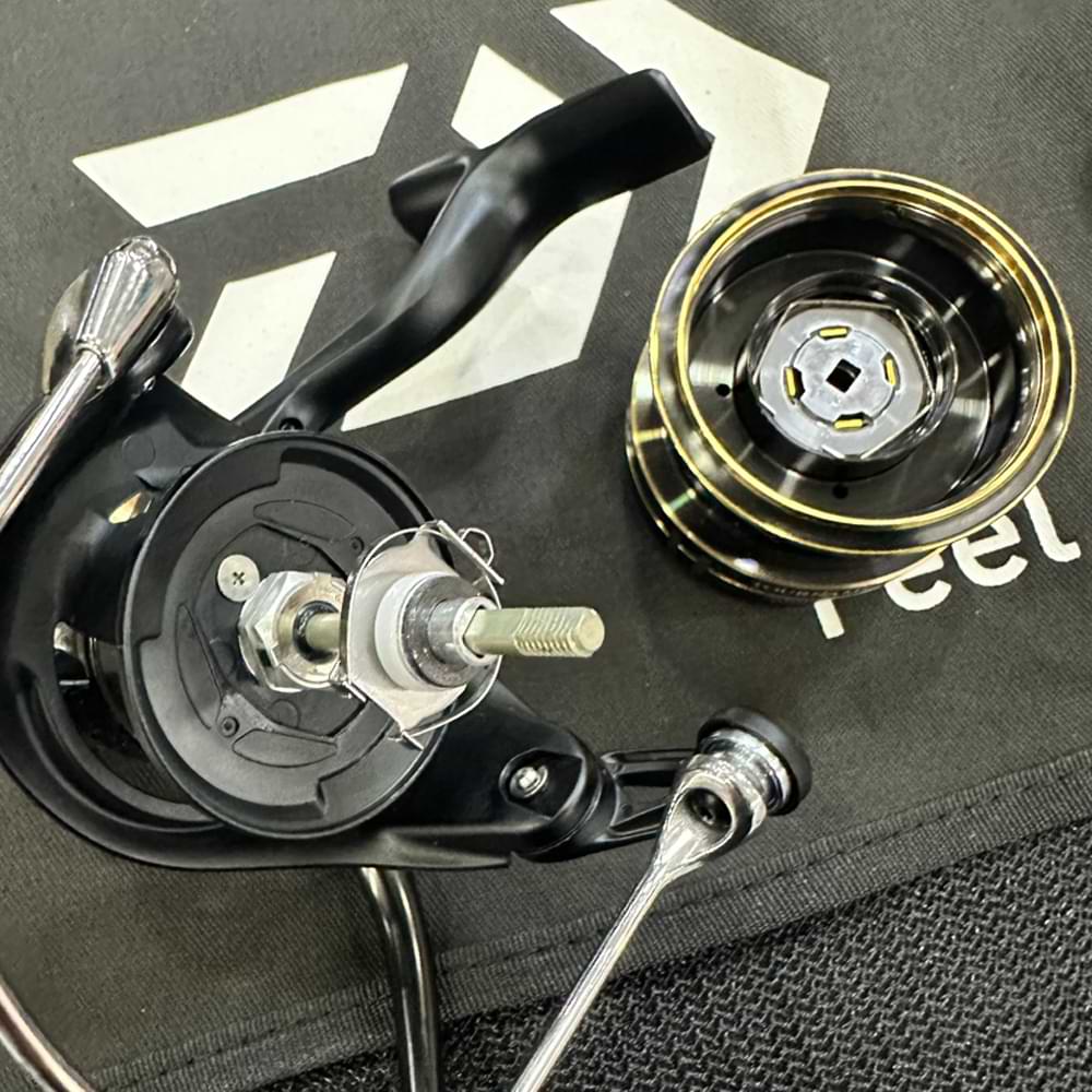 DAIWA 25 Tournament Match JP LTD LT 3000S-C