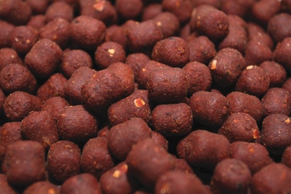 DYNAMITE BAITS The Source Dumbells