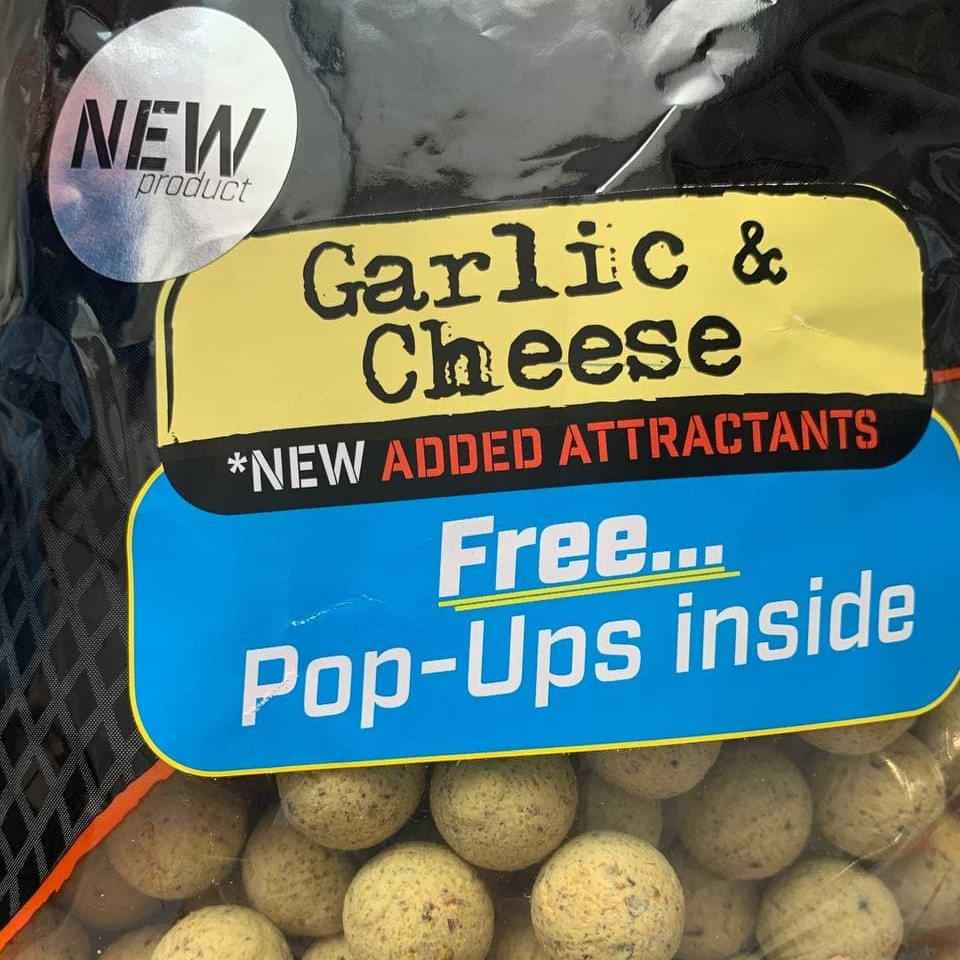 DYNAMITE BAITS Garlic and Cheese Carp Tec Boilies 15mm 2kg