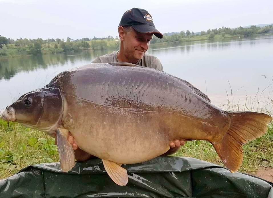 DYNAMITE BAITS Marine Halibut Boilies 1.8kg