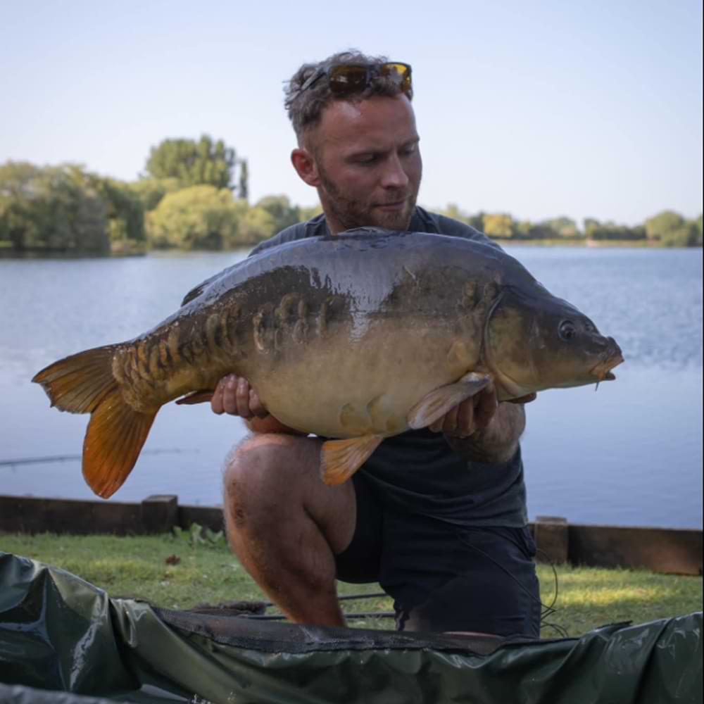 DYNAMITE BAITS Hot Crab and Krill Hard Hookbaits 20mm