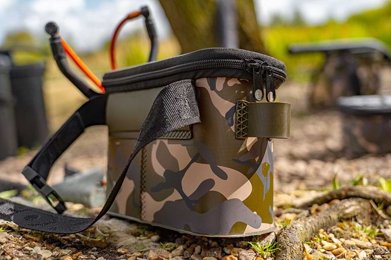 FOX Aquos Camolite bait belt 4L