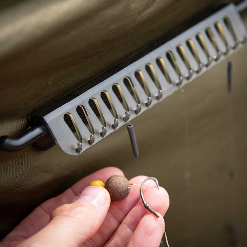 FOX Edges Rig and Hanging Rack