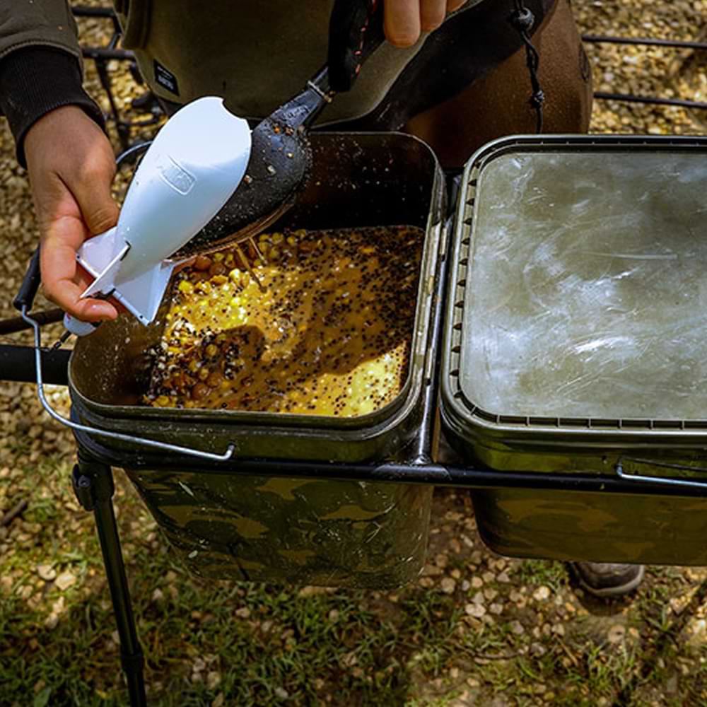 FOX Spomb MK2 Bucket Stand – Double