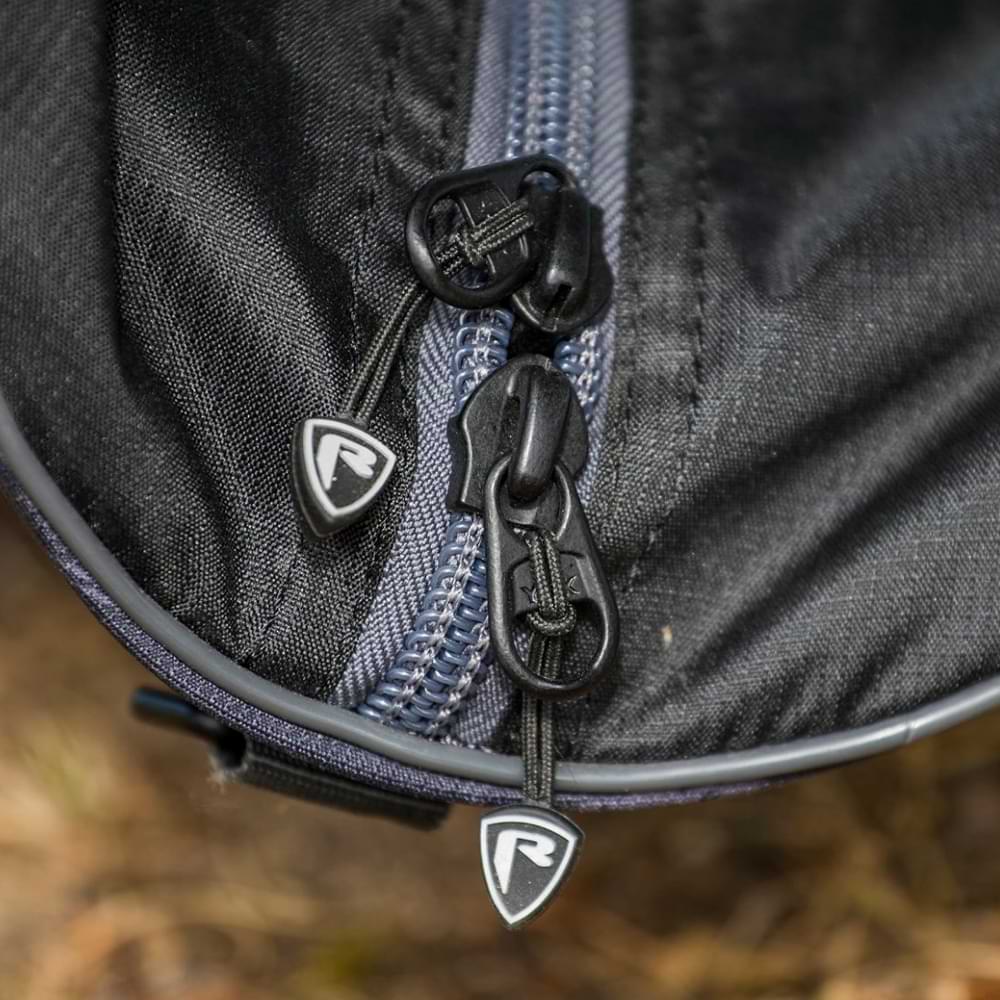 FOX RAGE Voyager Hard Rod Sleeve Double 1.45m